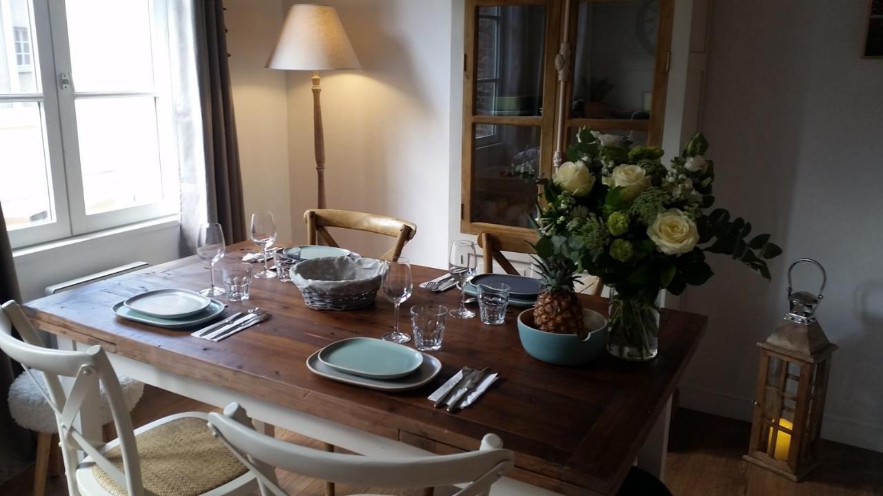 Une Pause Chez Julien, Appartement Lumineux Et Idealement Situe! オンフルール エクステリア 写真