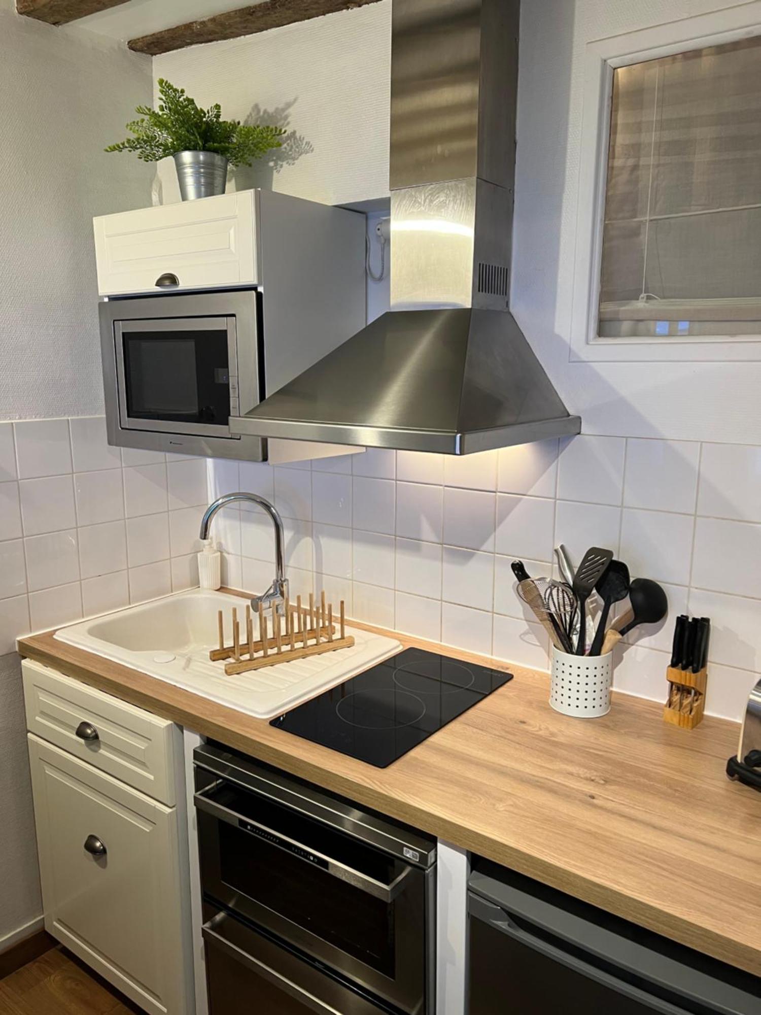 Une Pause Chez Julien, Appartement Lumineux Et Idealement Situe! オンフルール エクステリア 写真